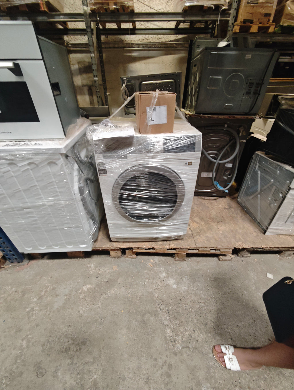 NOUS VENDONS  tous types de marchandises, FAITES VOTRE DEMANDE SUR MESURE